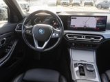 BMW 320 exDrive+Navi+DAB+HUD+RFK+Leder+eSitze+PDCv+h