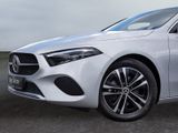 MERCEDES-BENZ A 200 d Lim. // PROGRESSIVE MEMO AHK DISTR PANO