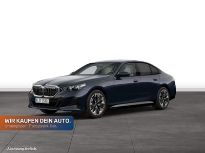 BMW 550e xDrive Limousine