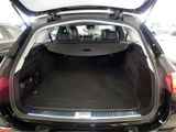 MERCEDES-BENZ E 220 d T //  AVANTGARDE AHK DISTR KAMERA SPUR