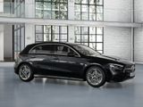 MERCEDES-BENZ A 200 // AMG DISTR KAMERA SPUR PDC SHZ