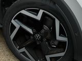 VW T-Roc R-Line 1.5 l eTSI OPF 110 kW (150 PS) 7-Gang-Doppelkupplungsgetriebe DSG