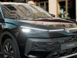 VW T-Roc Style 1.5 eTSI NAVI+SITZHZ+AHK+ACC+PDC