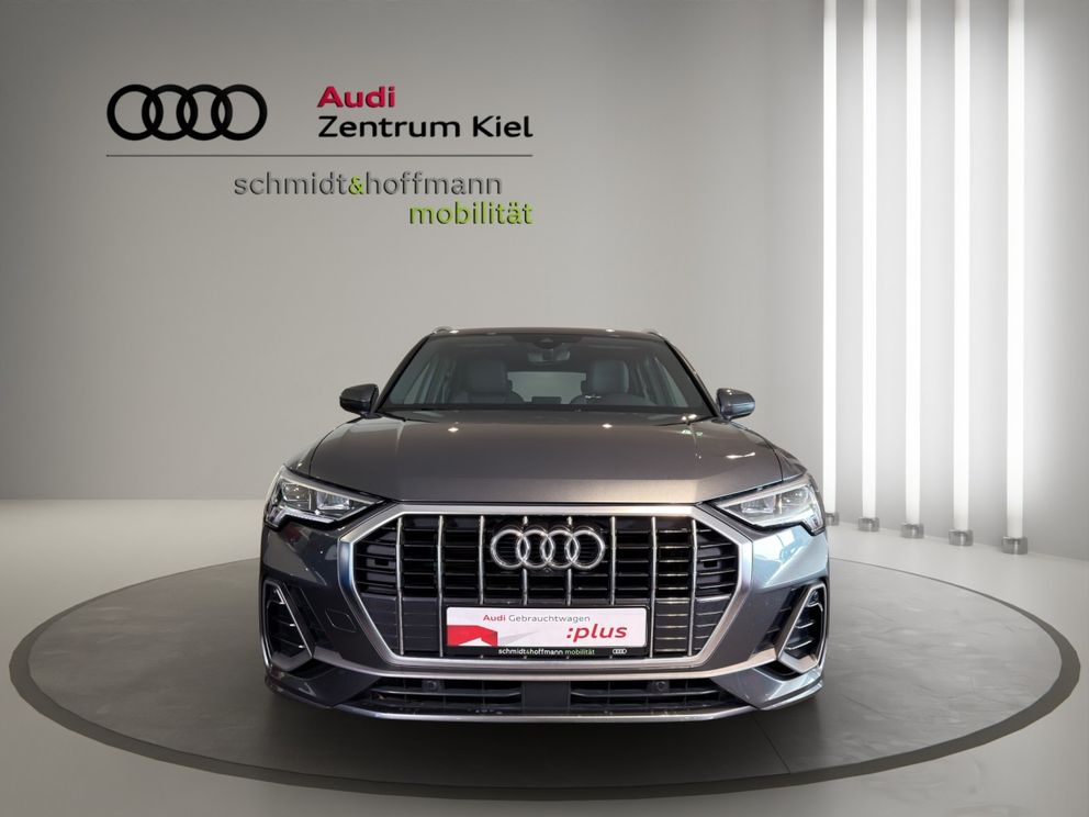 AUDI Q3 35 TFSI S-line S-tronic Navi+ LED RFK PDC+