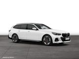 BMW 550e xDrive Touring