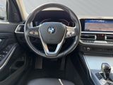 BMW 330 xd touring SportLine Panorama HiFi LC Prof