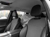 MERCEDES-BENZ C 300 e T // AVANTGARDE SPUR STANDH AHK KAMERA