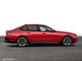 BMW i5 xDrive40 