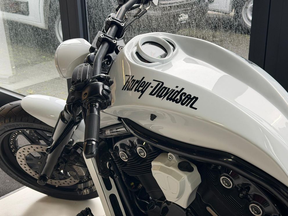 HARLEY DAVIDSON Night Rod NLC UMBAU+360er RAD+AIRRIDE 5HD