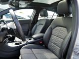 MERCEDES-BENZ GLA 180  KAMERA PANO SPUR PDC SHD SHZ