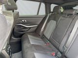 BMW 320 iA M-Sport LC Prof ACC AHK Pano. AD LED