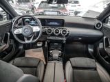 MERCEDES-BENZ A 250 e PREMIUM AMG DISTR PANO SPUR KAMERA PDC