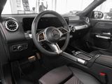 MERCEDES-BENZ GLB 200 d PROGRESSIVE NIGHT SPUR PANO AHK DISTR
