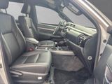 TOYOTA Hilux 2.8 D-4D Double Cab Invincible 4x4