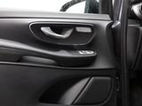 MERCEDES-BENZ V 220 lang LED MBUX Navi Distronic AHK Kamera Leder el. Schiebetür Tisch Easy Pack