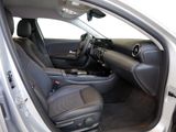 MERCEDES-BENZ A 180 d SPUR KAMERA SHZ