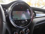MINI Cooper 5-Türer+JCWTrim+Navi+DAB+LED+LenkradHZG+PDC+Leder