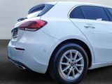 MERCEDES-BENZ A 180 d  PREMIUM PROGRESSIVE DISTR KAMERA PANO