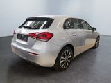 MERCEDES-BENZ A 180 d Style Kompakt SPUR KAMERA SHZ