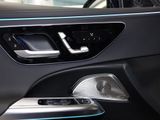MERCEDES-BENZ E 300 e T BURM AMG DISTR SPUR PANO STANDH AHK