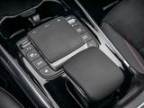 MERCEDES-BENZ EQA 300 4M , AMG DISTR PANO SPUR STANDH AHK SHZ