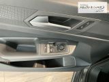 FORD Tourneo Connect Titanium Allwetterreifen AHK Leder Digitales Cockpit ACC Apple CarPlay