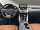 LEXUS NX 300 h*EXECUTIVE*4x4*1HD* 15J-GARANTIE*