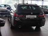 BMW 320i Touring M Sport Head-Up AHK