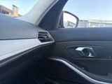 BMW 320 i Touring Advantage +SHZ+PDC+NAV+CARPLAY+