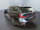BMW 330 i touring Luxury Line DISTR PANO SPUR PDC