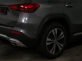 MERCEDES-BENZ GLA 180 , PROGRESSIVE AHK KAMERA SPUR PDC SHZ