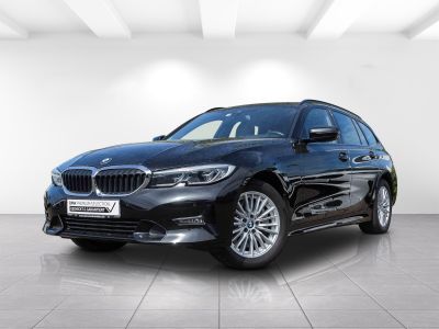 BMW 330 eSportline+Panorama+Navi+HUD+e-Sitze+PDCv+h