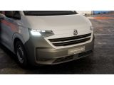 VW Transporter Kasten Motor: 2,0 l TDI 110 kW Getriebe: 8-Gang-Automatikgetriebe Radstand: 3500 mm LR