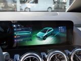 MERCEDES-BENZ GLA 180 AMG NIGHT AHK DISTR KAMERA SPUR PDC SHZ