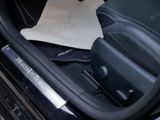 MERCEDES-BENZ C 300 e // AMG DISTR SPUR STANDH AHK KAMERA PDC