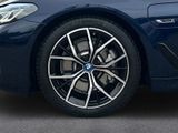 BMW 530 e Touring M Sportpaket Park-Assistent Fernlichtassistent